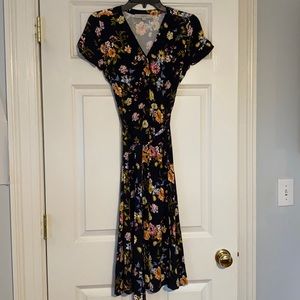 LOFT floral midi dress Size 0P
